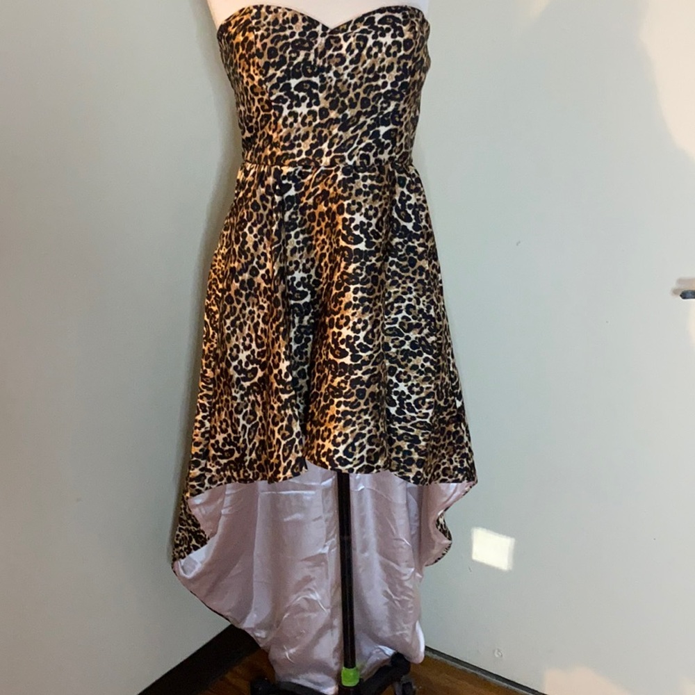 Strapless leopard Hilow dress size 7